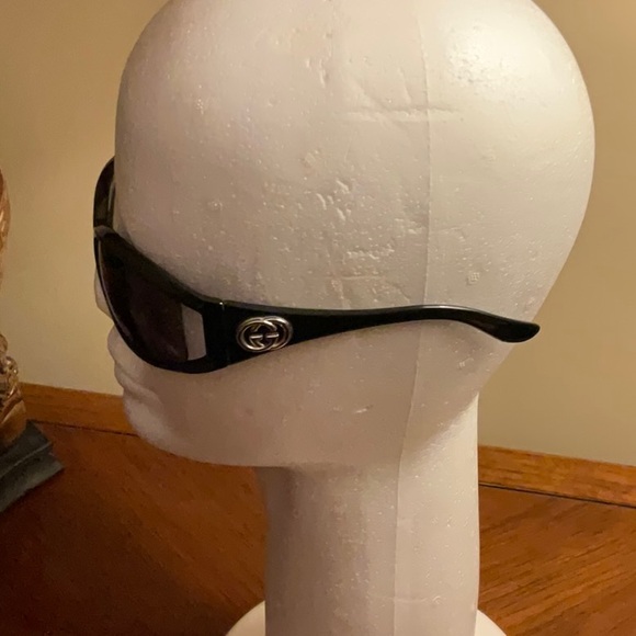 Vintage Gucci Sunglasses with Original Case - Picture 2 of 9